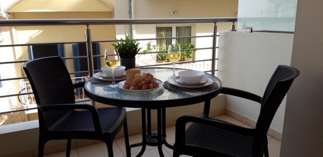 Filora Apartment In The City Center Heraklion  ภายนอก รูปภาพ